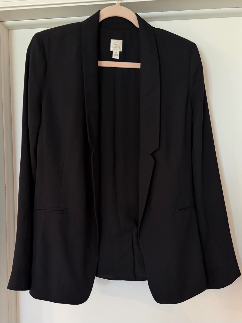 LC Lauren Conrad Black Open-Front Blazer